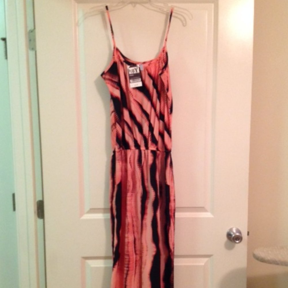 CORAL AND BLACK LIGHTWEIGHT JUMPSUIT - SIZE - L